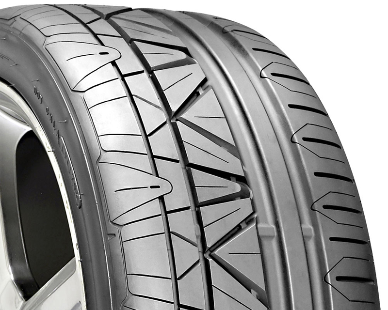 Nitto Invo Tires 225/40/18 92Z Blk