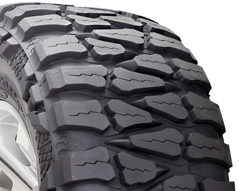 Nitto Mud Grappler Tires 305/70/16 124P Blk